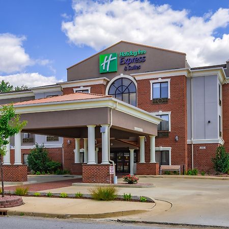 Holiday Inn Express & Suites - South Bend - Notre Dame Univ. Exterior foto