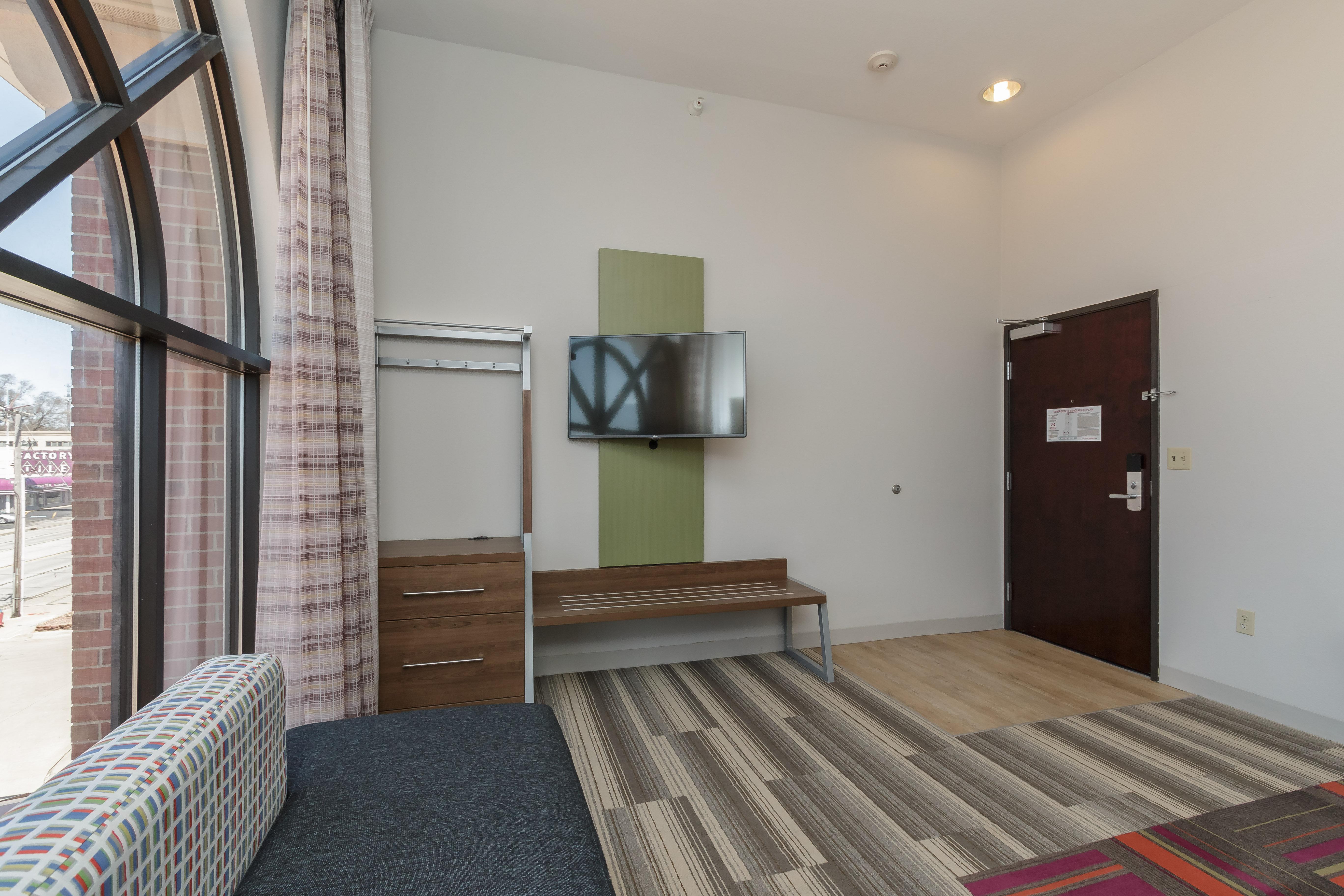 Holiday Inn Express & Suites - South Bend - Notre Dame Univ. Exterior foto