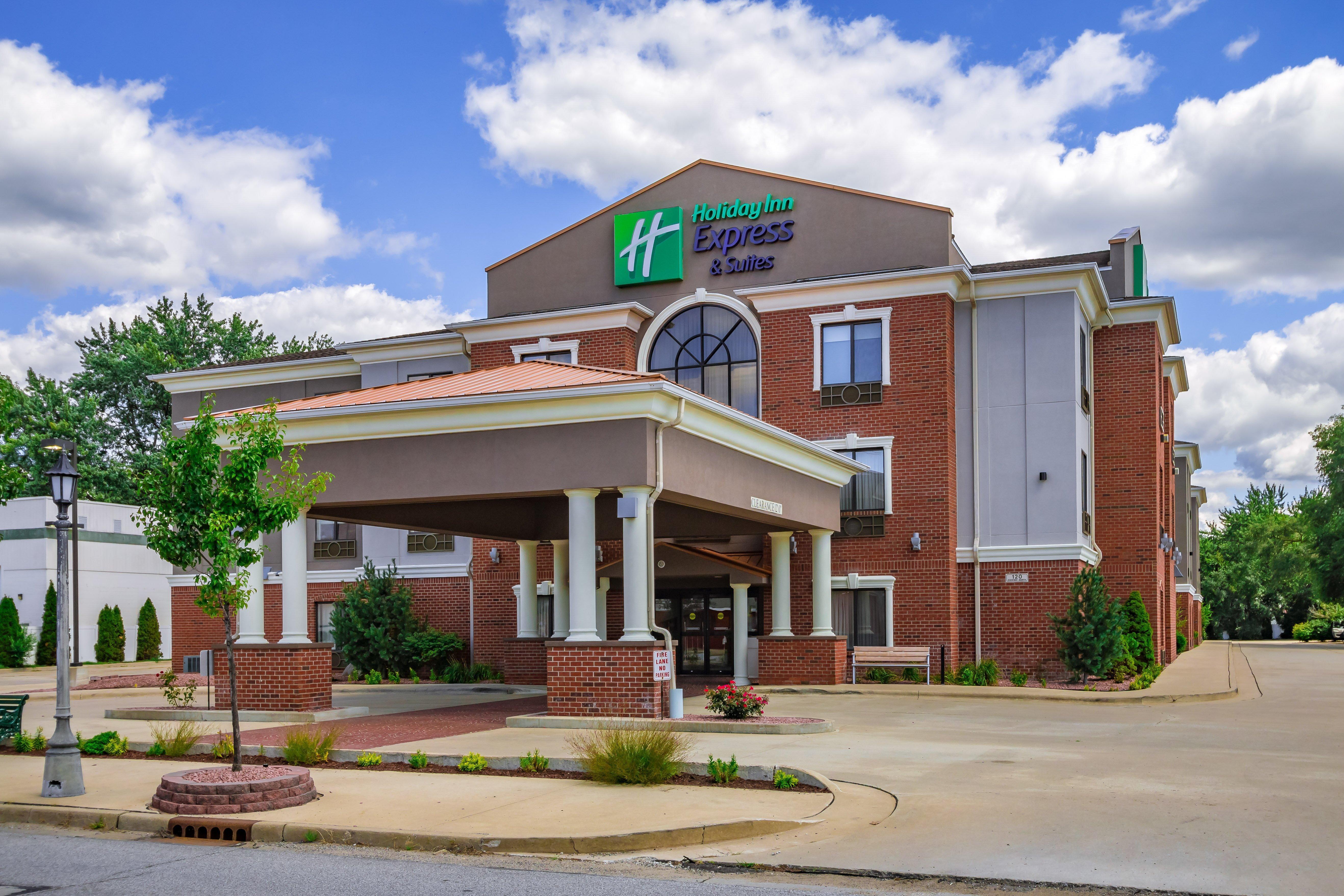 Holiday Inn Express & Suites - South Bend - Notre Dame Univ. Exterior foto